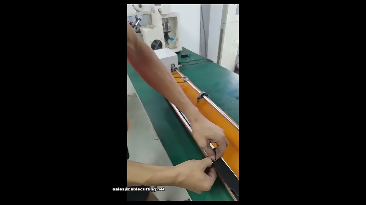 반자동 PVC 와이어 풀랩 테이프 권선기 | 효율적인 산업용 와이어 절연 포장기